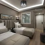 מלון Le Petit Palace - Special Category