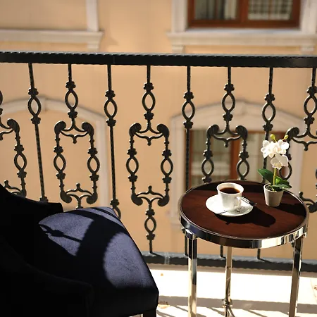 Szálloda Le Petit Palace - Special Category