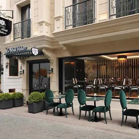 Szálloda Le Petit Palace - Special Category 3*