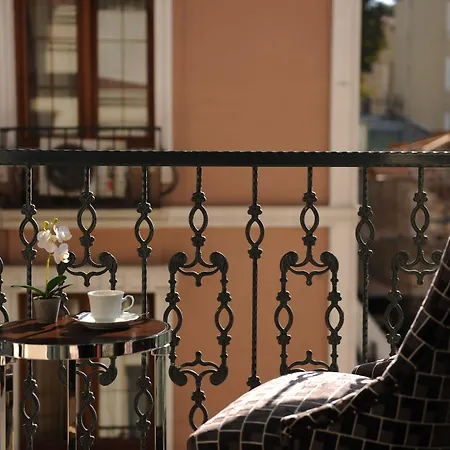 Ξενοδοχείο Le Petit Palace - Special Category 3*