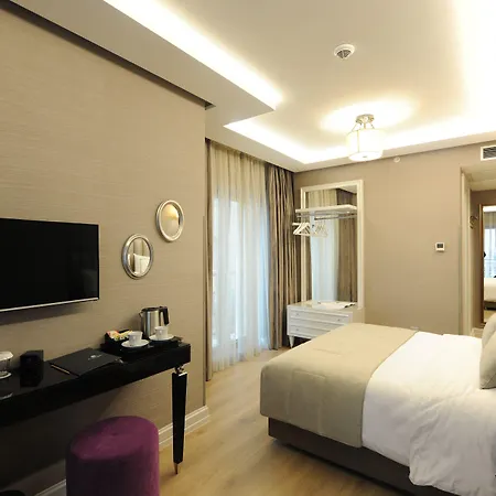 Ξενοδοχείο Le Petit Palace - Special Category 3*