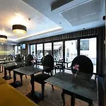 Le Petit Palace - Special Category 3*