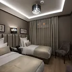 Ξενοδοχείο Le Petit Palace - Special Category 3*