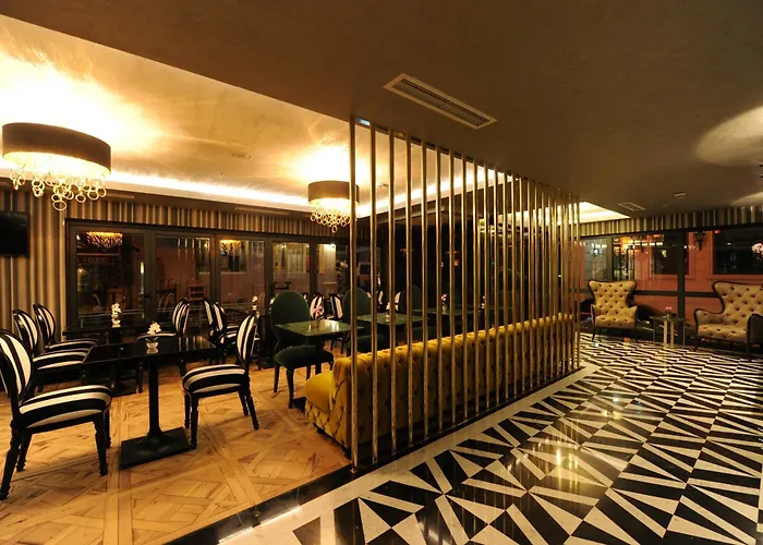 Le Petit Palace - Special Category Отель Стамбул