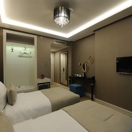 Le Petit Palace - Special Category Hotell