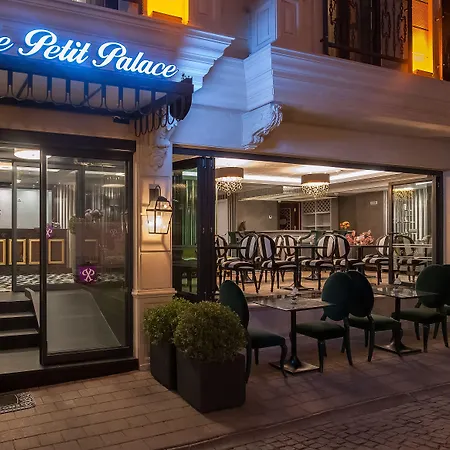 Le Petit Palace - Special Category 3*