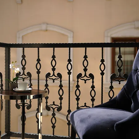 Le Petit Palace - Special Category Hotell 3*