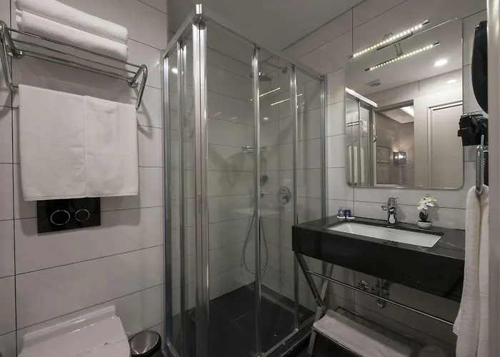 Le Petit Palace - Special Category 3* איסטמבול